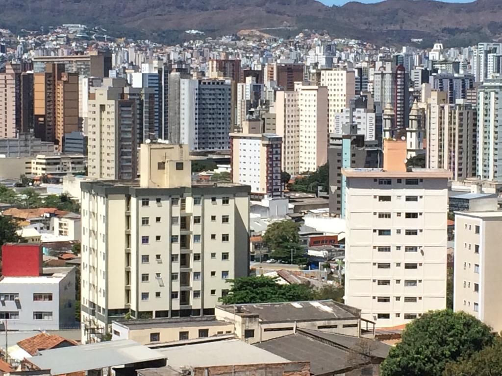 Apartamento Uberlandia - Bh เบโลโอรีซอนชี ภายนอก รูปภาพ