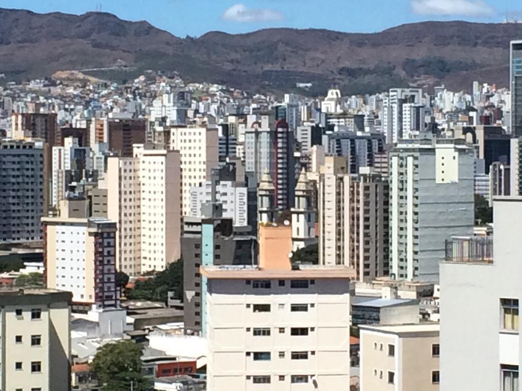 Apartamento Uberlandia - Bh เบโลโอรีซอนชี ภายนอก รูปภาพ